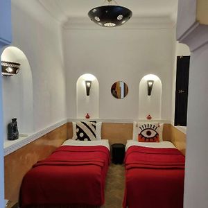 Habitación Estándar con 2 Camas Individuales